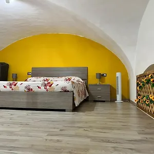 Chimera House Apartment
